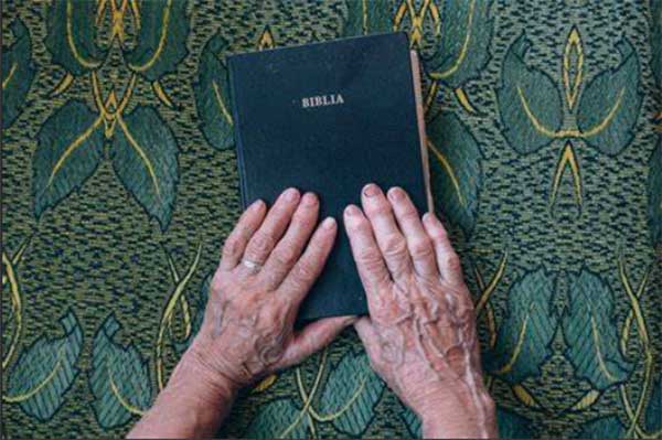 0331_biblia.jpg